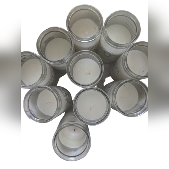 Got Mosquito? 1 (one) Coleman Citronella Candle Burns for 70+ Hours. - Picture 6 of 6